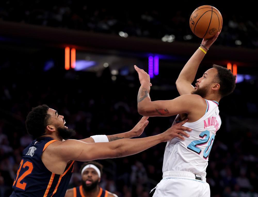 员阵容的深 员阵容的深