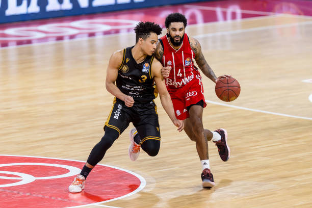 在球场上 在球场上