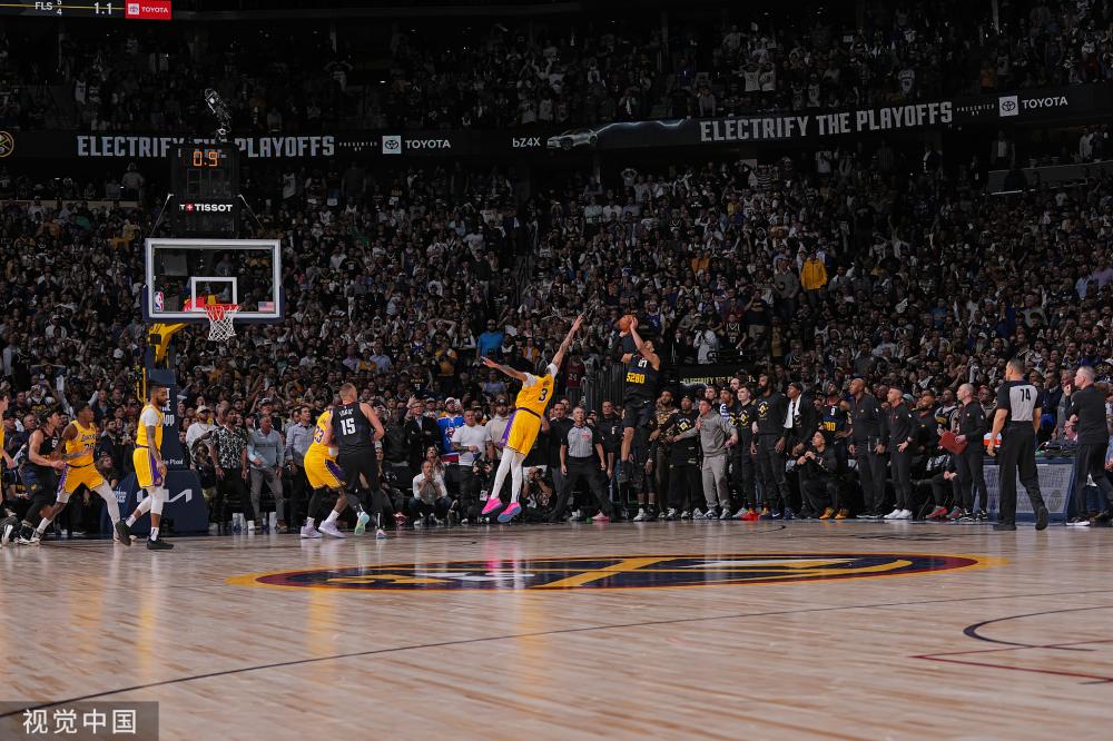 尽管他们在 尽管他们在